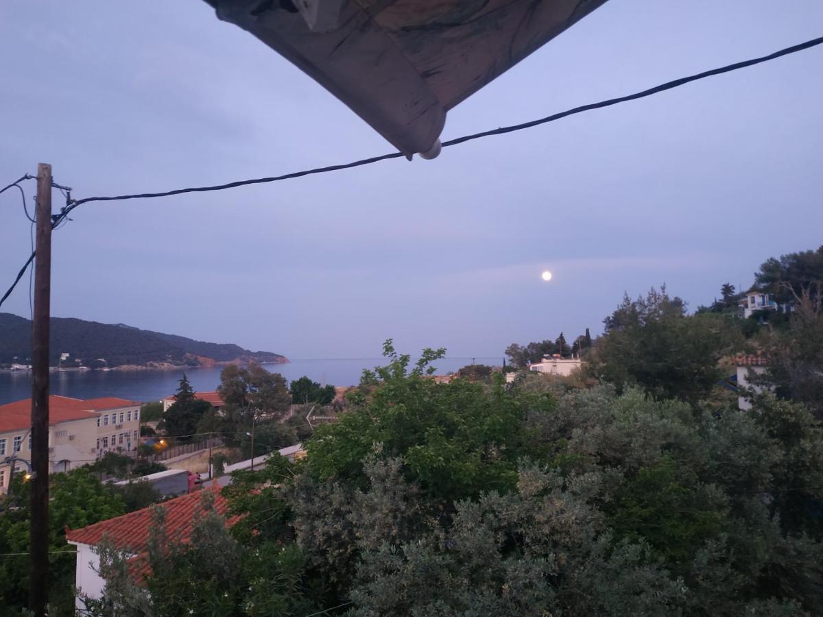 Elthimia'S Apartment Poros Town Екстер'єр фото