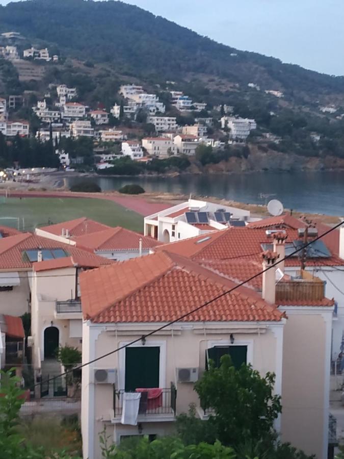 Elthimia'S Apartment Poros Town Екстер'єр фото